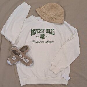 NWT Oversized "Beverly Hills" Sweatshirt - Women sz M